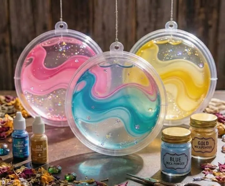 DIY Lava Lamp Suncatcher
